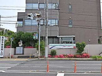 我孫子市役所西別館に男女共同参画月間横断幕を掲示2