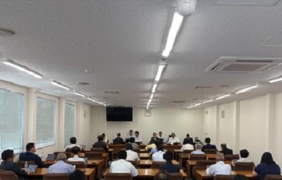 令和8年第3回定例会に関する懇談会の写真